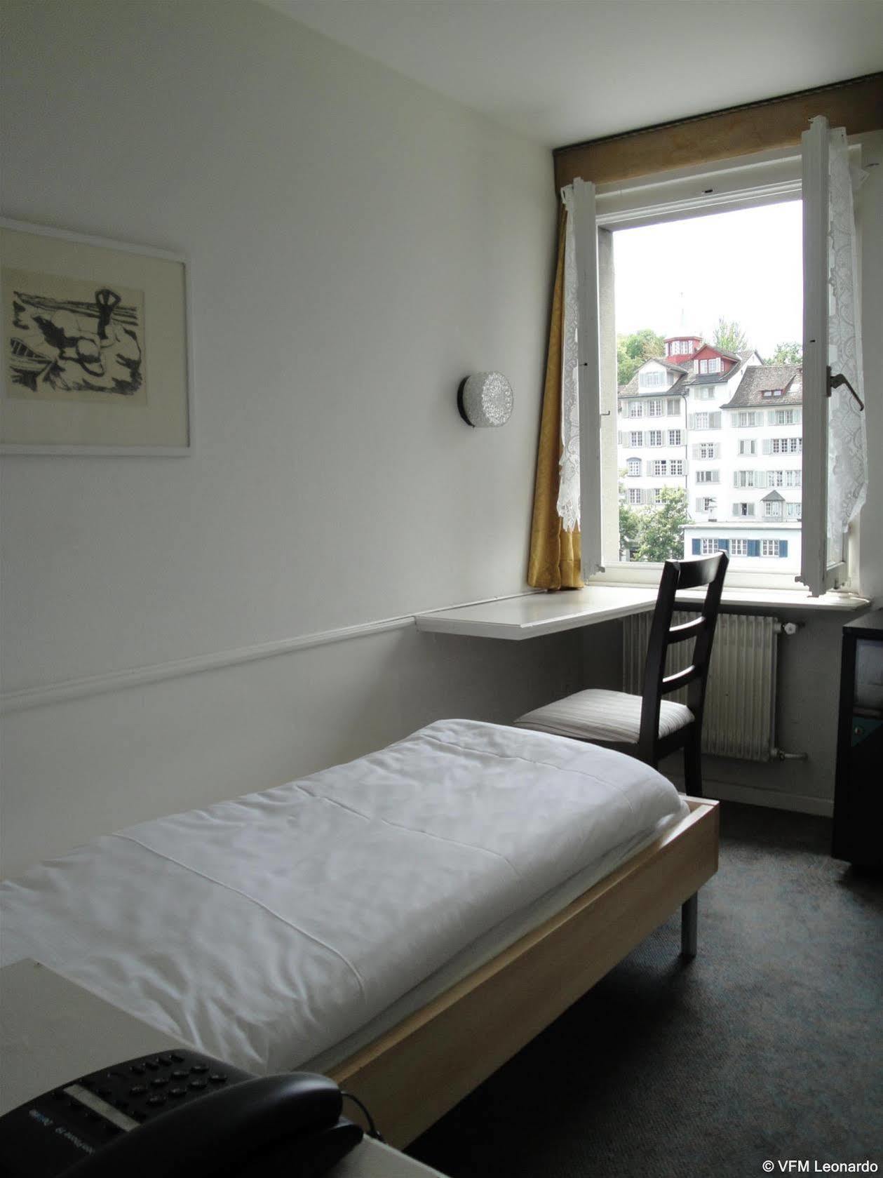 Hotel Krone-Limmatquai Zurique Quarto foto
